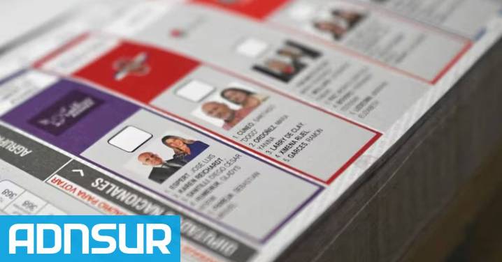 20:41 La Justicia rechazó el pedido de La Libertad Avanza para reimprimir boletas tras la renuncia de Espert