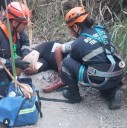 Horco Molle: Bomberos rescatan a ciclista accidentado en senderos