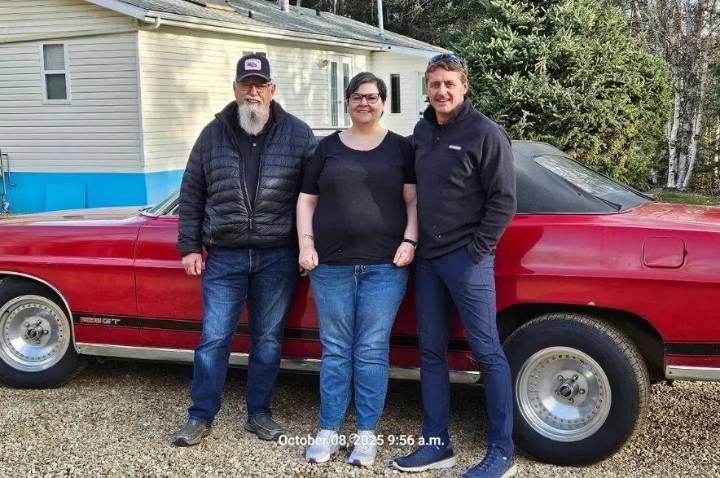 VIDEO: Sask. man overjoyed to be reunited with his long lost dream car