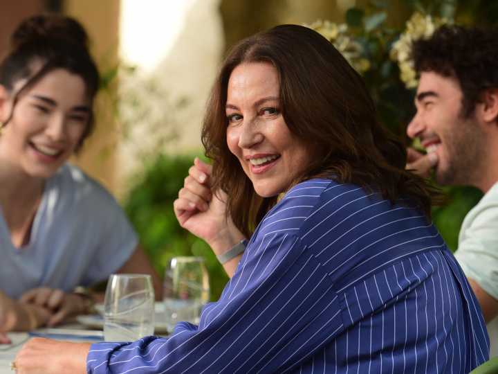 Guía para saber qué días y en qué nuevo horario van las novelas turcas de la TV y cuáles son las que se vienen