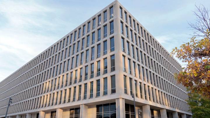 Nuevos despidos afectan severamente al Departamento de Educación de EEUU