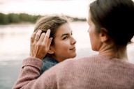 ‘Wait with me until it’s over’: what teens want you to know about dissociation