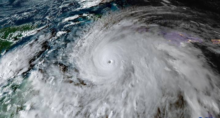 Huracán Melissa en Jamaica EN VIVO | Trayectoria, dónde y cuándo tocará tierra el ciclón de categoría 5 que pone en alerta a Jamaica