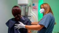 La Fiscalía Superior de Andalucía estudia la denuncia que pide abrir investigación por el cribado de cáncer de mama