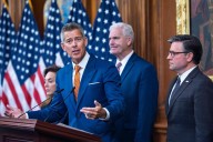 Government shutdown continues to disrupt flights