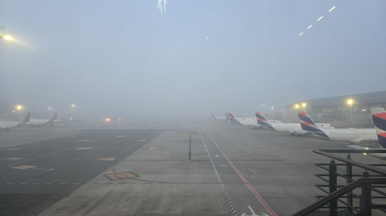 Por neblina cancelan vuelos en Aeropuerto El Dorado