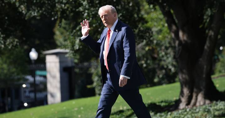 Trump ‘Doctor’ Ronny Jackson Reveals How Cankles Explain Walter Reed Trip