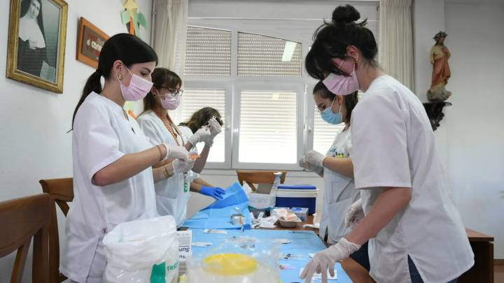 Una jornada extraordinaria para vacunar contra la gripe a 170 niños en un solo día