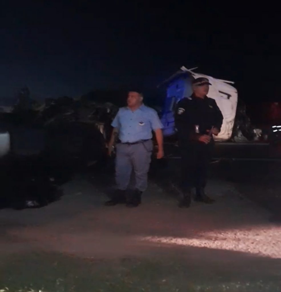 RESISTENCIA: Impactante Choque entre dos Camiones en Ruta 11