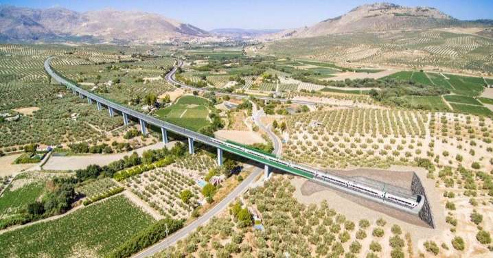 Paso clave para el AVE entre Antequera y Granada: adjudican por 283 millones un tramo de la Variante de Loja