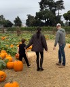 Cele|bitchy | Prince Harry & Meghan took their kids to the pumpkin patch & carved pumpkins