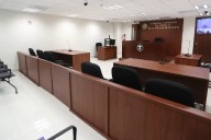 Procesan a exdefensora pública por fraude y cohecho; pidió dinero a su defendido a cambio de su libertad