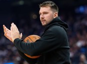 Lakers’ Luka Doncic, Marcus Smart to make preseason debuts vs. Suns