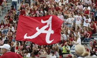 Alabama Sophomore Seals Domination at Halftime With Last