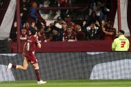 “Que nuestro aliento cruce la cordillera”: la gran noticia que Lanús le dio a sus hinchas para el partido ante la U