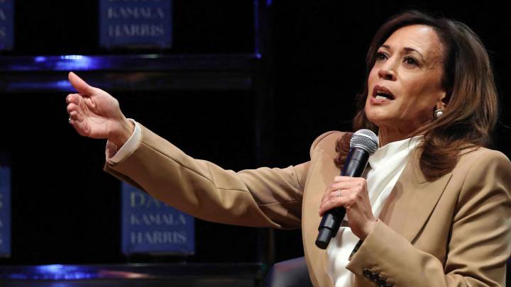 Harris calls Biden’s exclusion of Elon Musk from 2021 EV event a ‘big mistake’