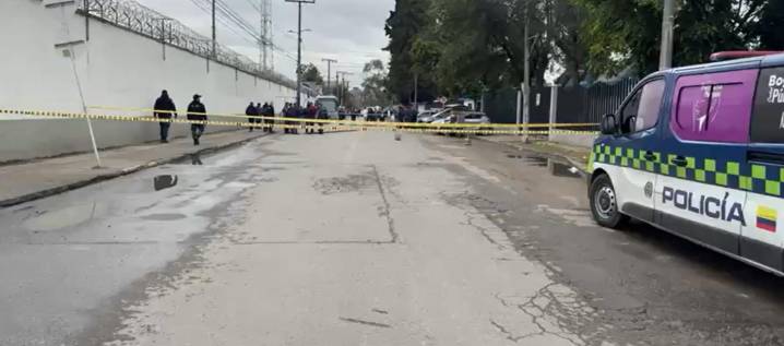 Atentado sicarial contra tres guardianes del Inpec en Bogotá: un muerto y dos heridos