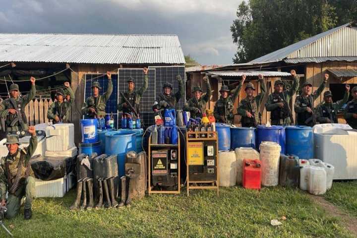 FANB destruye campamento de narcotráfico en Apure: «No somos ni seremos plataformas del narcotráfico”.