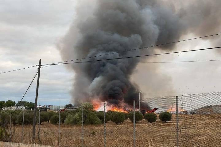Susto en Comsermancha por un incendio en la planta de basuras de Alcázar de San Juan