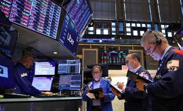 En la previa de las elecciones, las acciones y los bonos argentinos en Wall Street suben hasta 4,7%