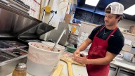 Mom-and-Pop pizza places packed after Portnoy reviews