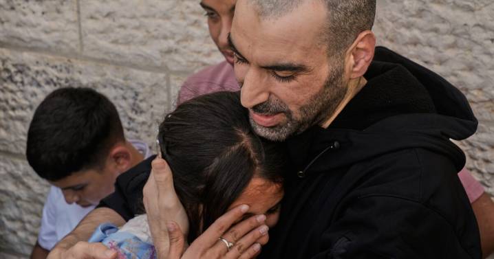 Palestinians celebrate as prisoners are released by Israel under Gaza ceasefire deal