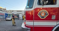 Rescatan a hombre tras caer de un techo en Edificio Abandonado