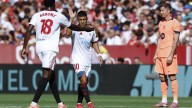 Barcelona cae 4-1 contra Sevilla y pierde el liderato de LaLiga