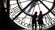 Bruselas hará un nuevo análisis de los efectos de eliminar el cambio de hora y apoya quitarlo: "Frustra a la mayoría"
