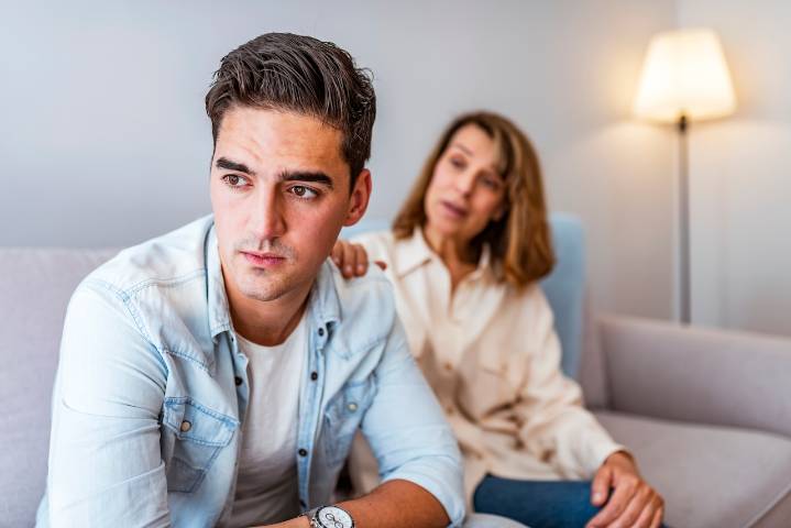 Dear Annie: Is son’s quiet fiance pulling him away from his loving family?