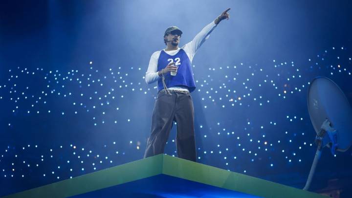 Mediaset emitirá en abierto en España los partidos de la NFL y la Super Bowl, con la esperada actuación de Bad Bunny