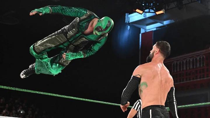 Míster Iguana encabeza función de lucha libre AAA en León