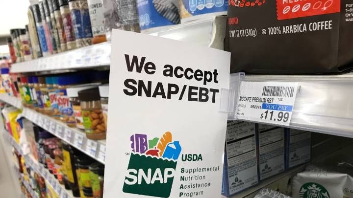 More than 4,000 Cuyahoga County refugees will lose SNAP benefits in November