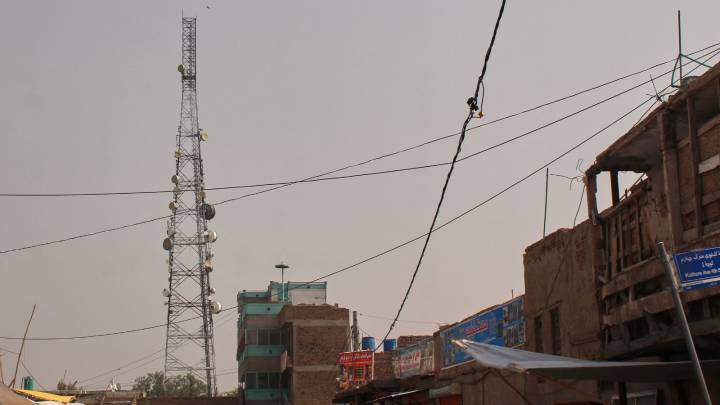 Afghanistan accuses Pakistan of air attacks; Islamabad warns of action against militants