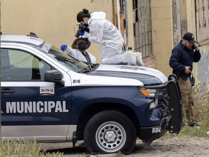 Comando somete a policías y balea a uno en Hidalgo