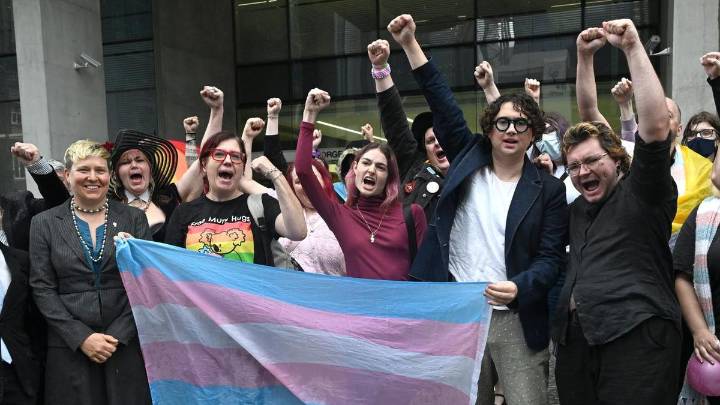 Landmark puberty block ban reinstated by government