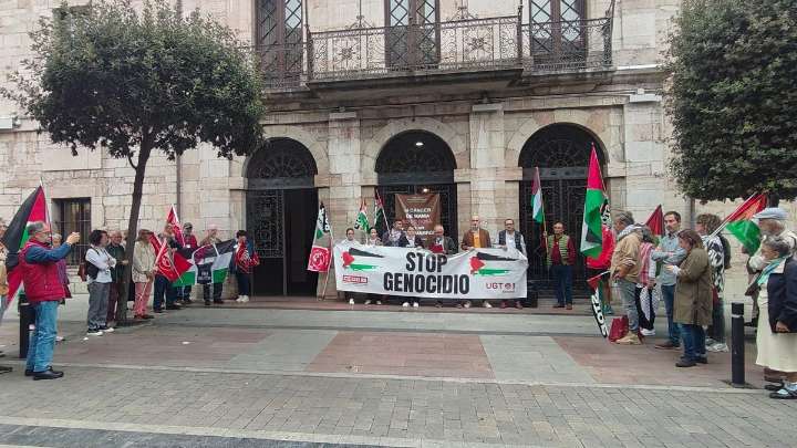 Llanes vuelve a ser epicentro en la comarca de las movilizaciones en apoyo a Palestina