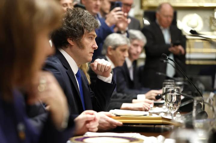 EE.UU. otorgará financiamiento por $20.000 millones a Argentina