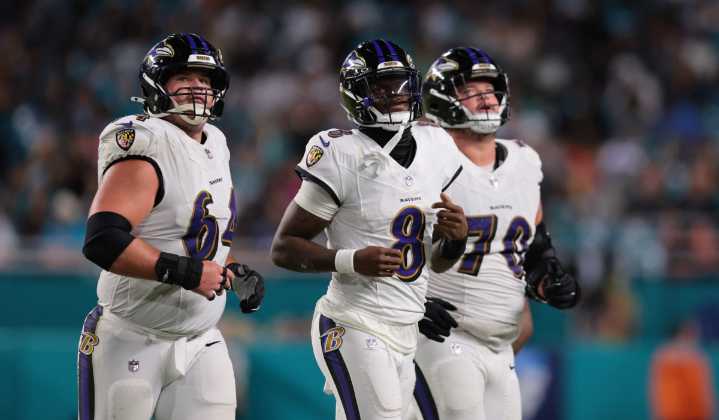 Ravens no tuvo piedad y le pasó por encima a los Dolphins en la Semana 9 de la NFL