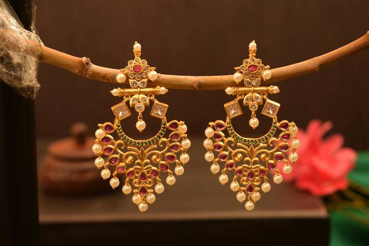 Gold Price Holds Steady Above Rs 1,20,000 — Check Rates In Delhi, Mumbai, Other Cities