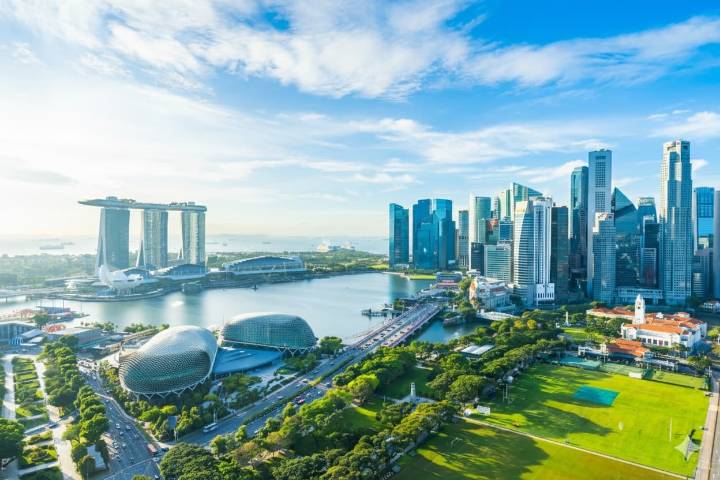 Top 10 Countries Offering The World's Highest Average Income Per Person In 2025