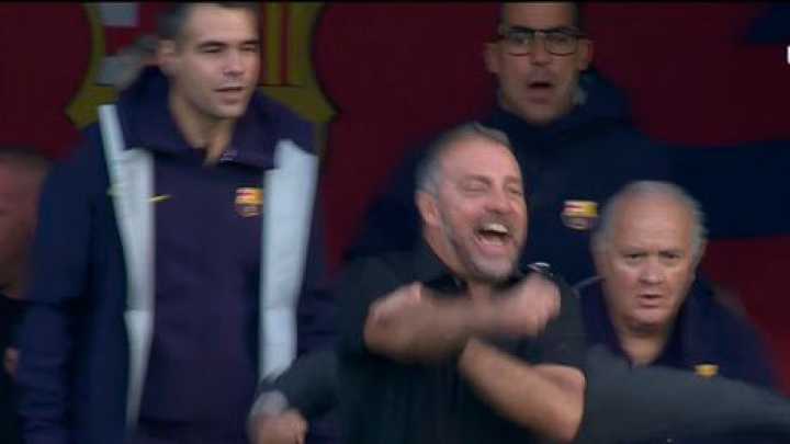El corte de mangas de un Hansi Flick que estaba expulsado y que le puede salir caro: "Si le quiere castigar duramente..."