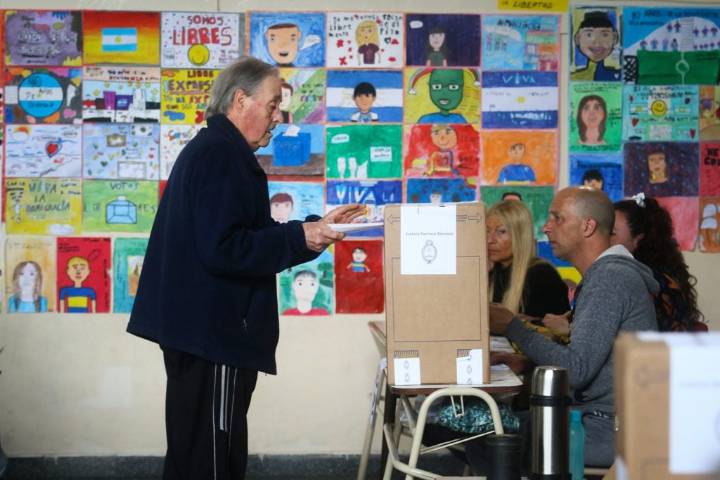 Las lecturas que surgirán del resultado de las elecciones, “movete Agustín que entrás”, y sedentarios y mal dormidos