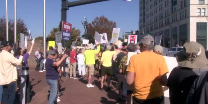 'No Kings' protest held in Spartanburg