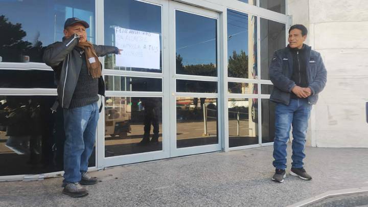 San Román: Ciudadanía realiza plantón exige cierre de antros y sanción a funcionarios corruptos
