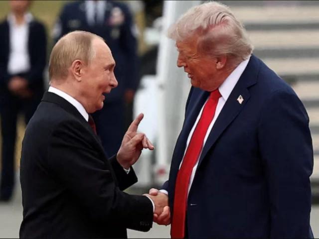 Trump talks new weapons for Ukraine but Russian summit complicates US support