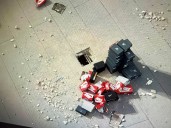 Thieves cut hole in mall's roof in $50,000 heist