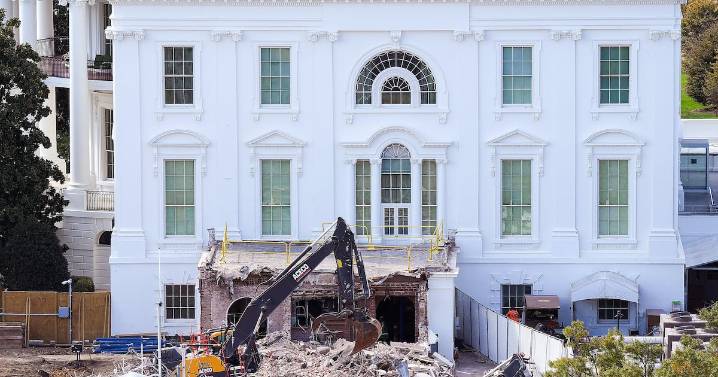 CNN Boss Mark Thompson Told Reporters to Ease Up on Teardown Coverage After White House Visit