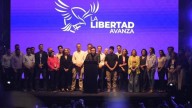 La tormenta complicó el regreso de Javier Milei a Buenos Aires tras el cierre de campaña en Rosario y debió volver por tierra