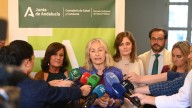 La consejera de Salud dimite por la crisis de los cribados del cáncer de mama